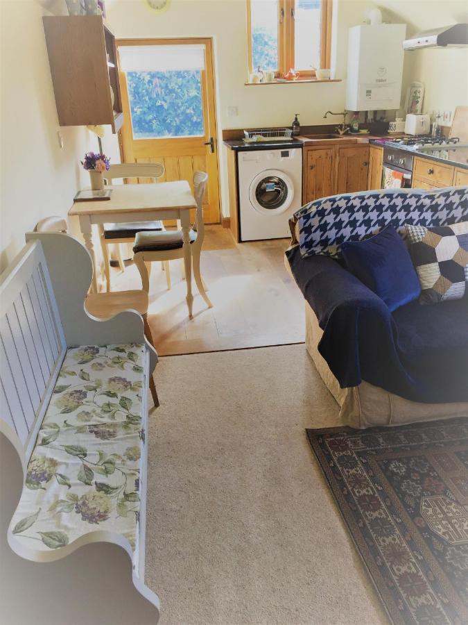 Oak Cottage Taunton Bagian luar foto